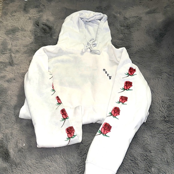 OBEY sweater - Picture 1 of 1